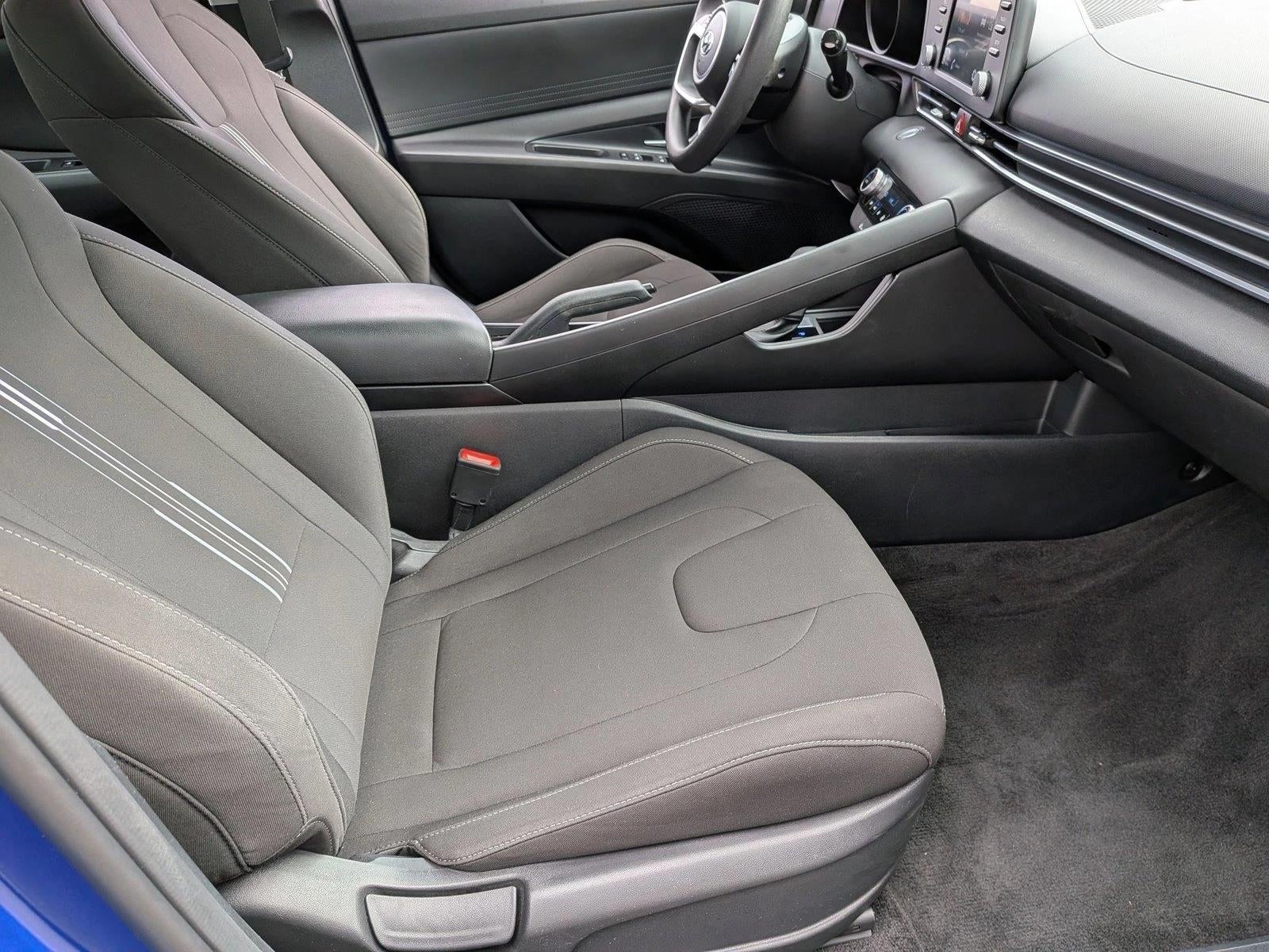 2022 Hyundai ELANTRA SEL IVT