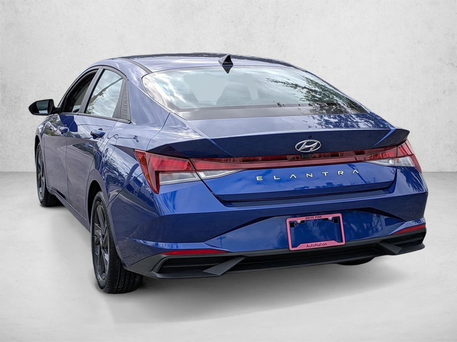 2022 Hyundai ELANTRA SEL IVT