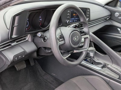 2022 Hyundai ELANTRA SEL IVT