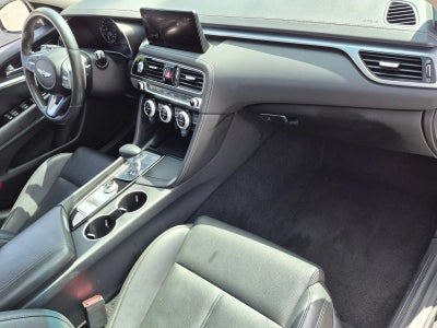 2022 Genesis G70 2.0T AWD