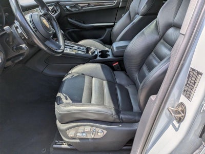 2023 Porsche Macan T AWD