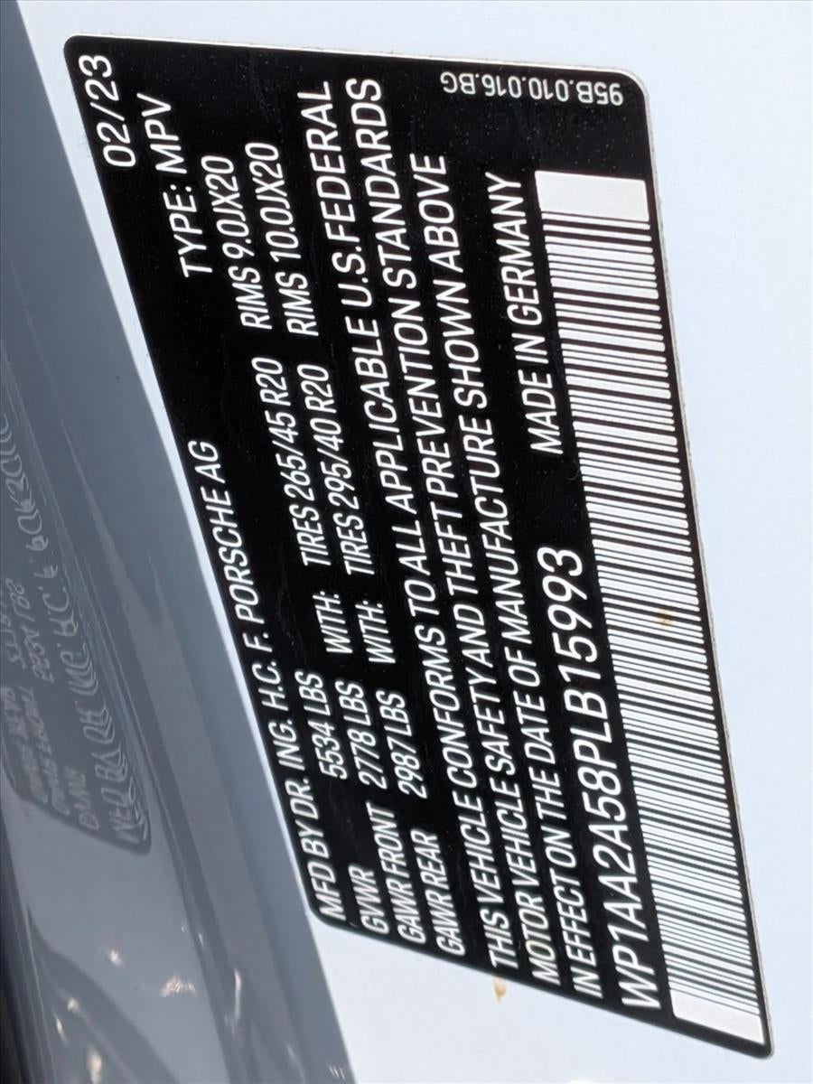 2023 Porsche Macan T AWD