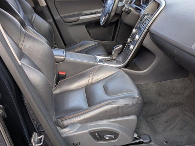 2017 Volvo XC60 T5 FWD Dynamic