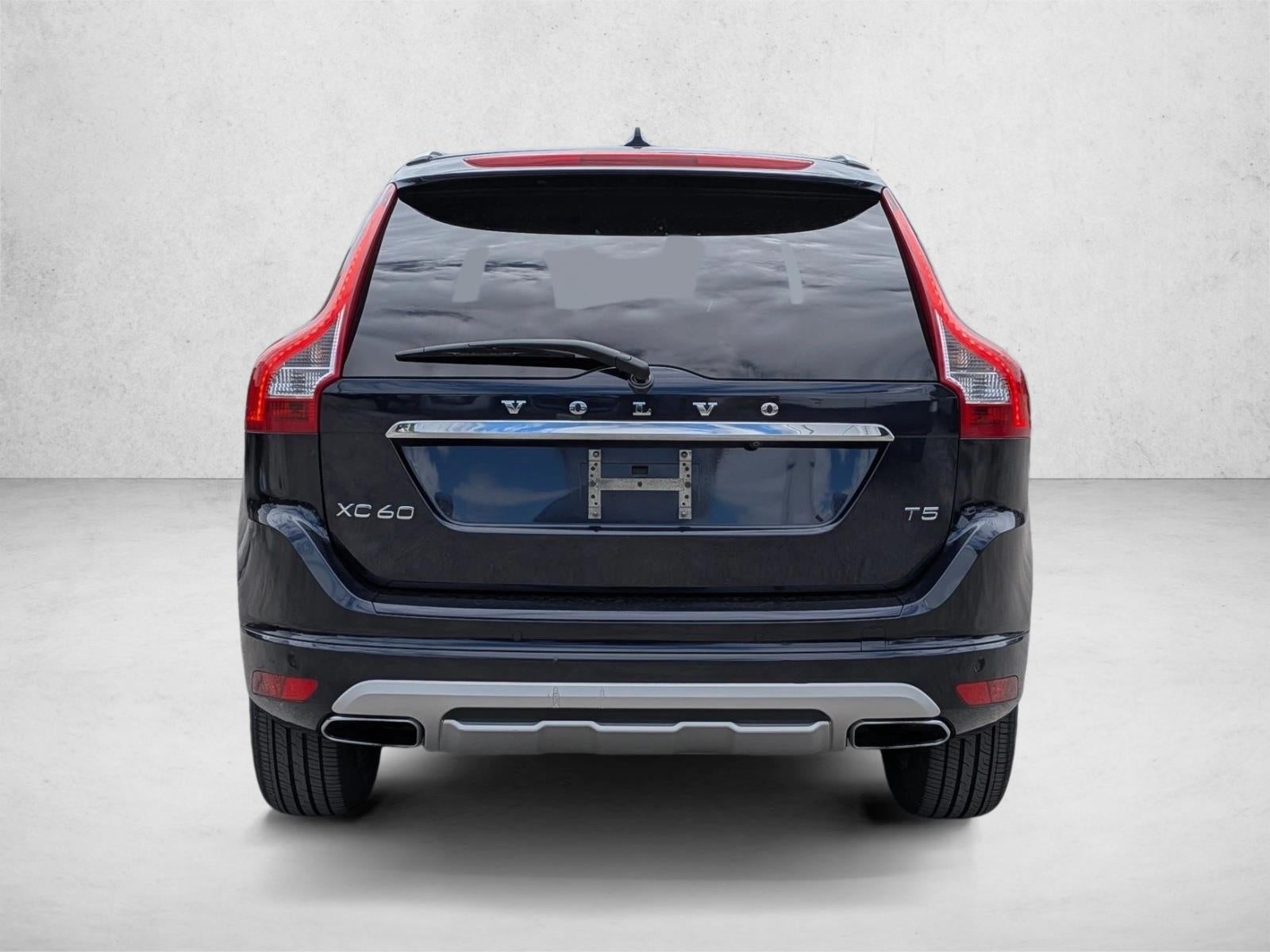 2017 Volvo XC60 T5 FWD Dynamic