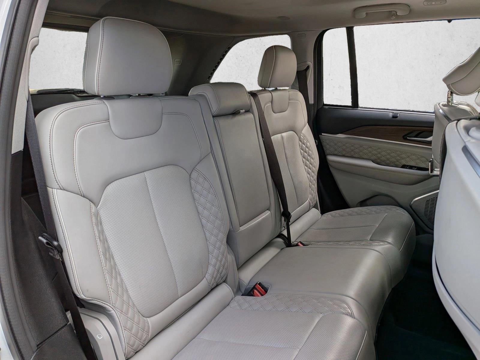 2022 Jeep Grand Cherokee Summit 4x4