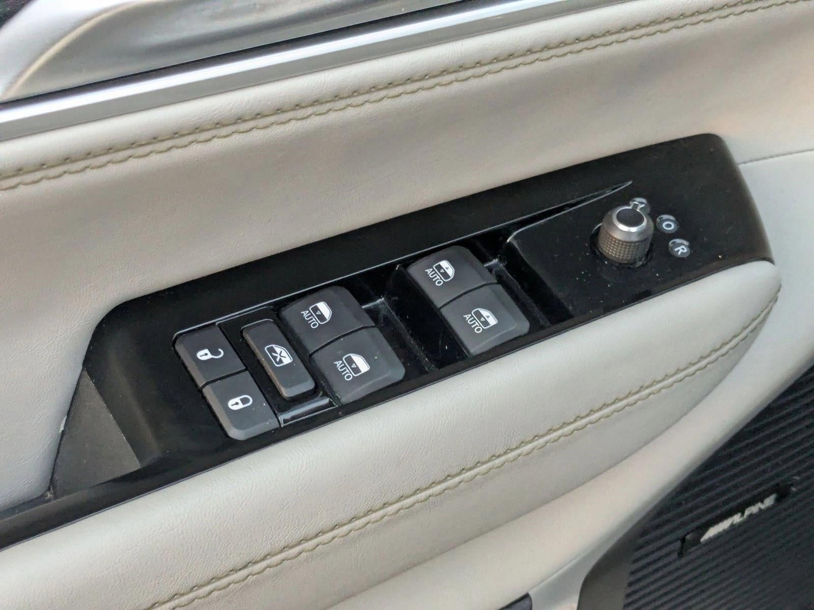 2024 Jeep Wagoneer L Series II 4x2 *Ltd Avail*