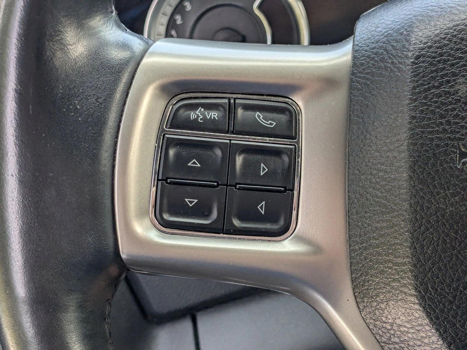 2016 RAM 1500 4WD Crew Cab 5.7 Ft Box Laramie