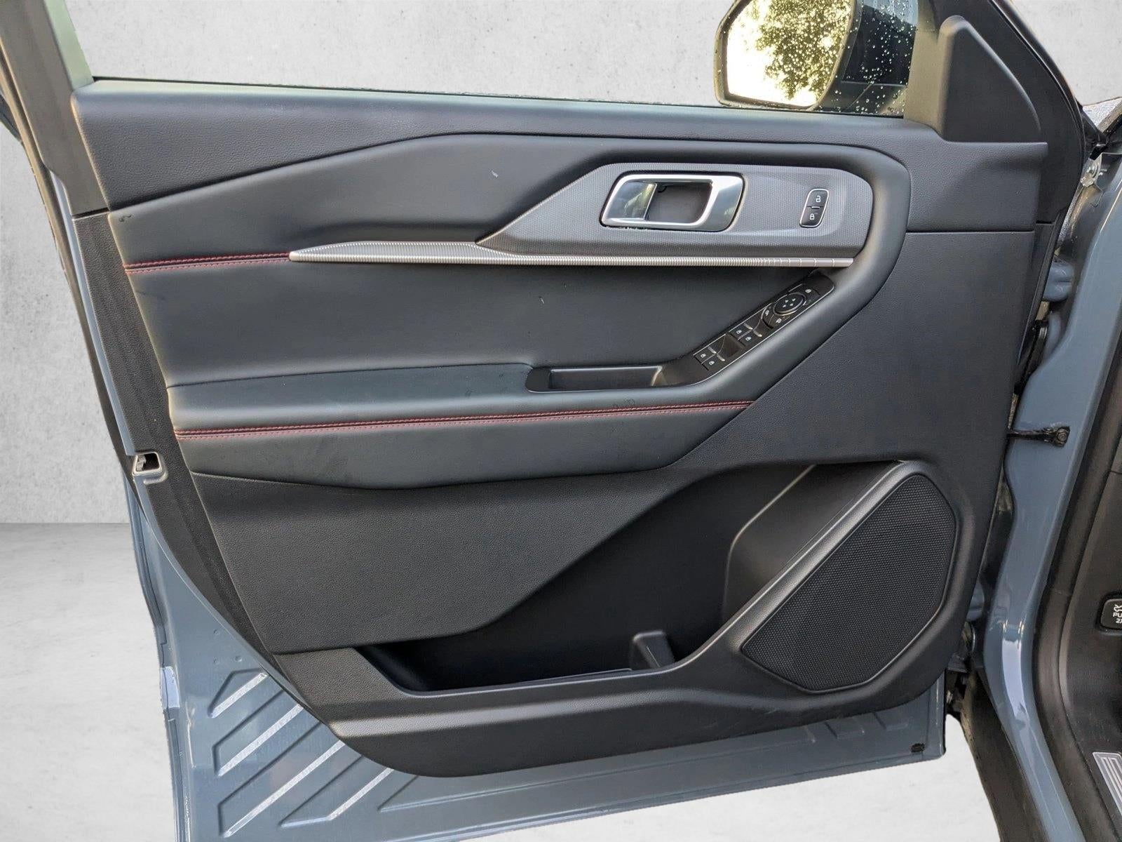 2025 Ford Explorer ST-Line RWD