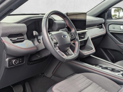 2025 Ford Explorer ST-Line 4WD