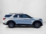 2025 Ford Explorer ST-Line 4WD