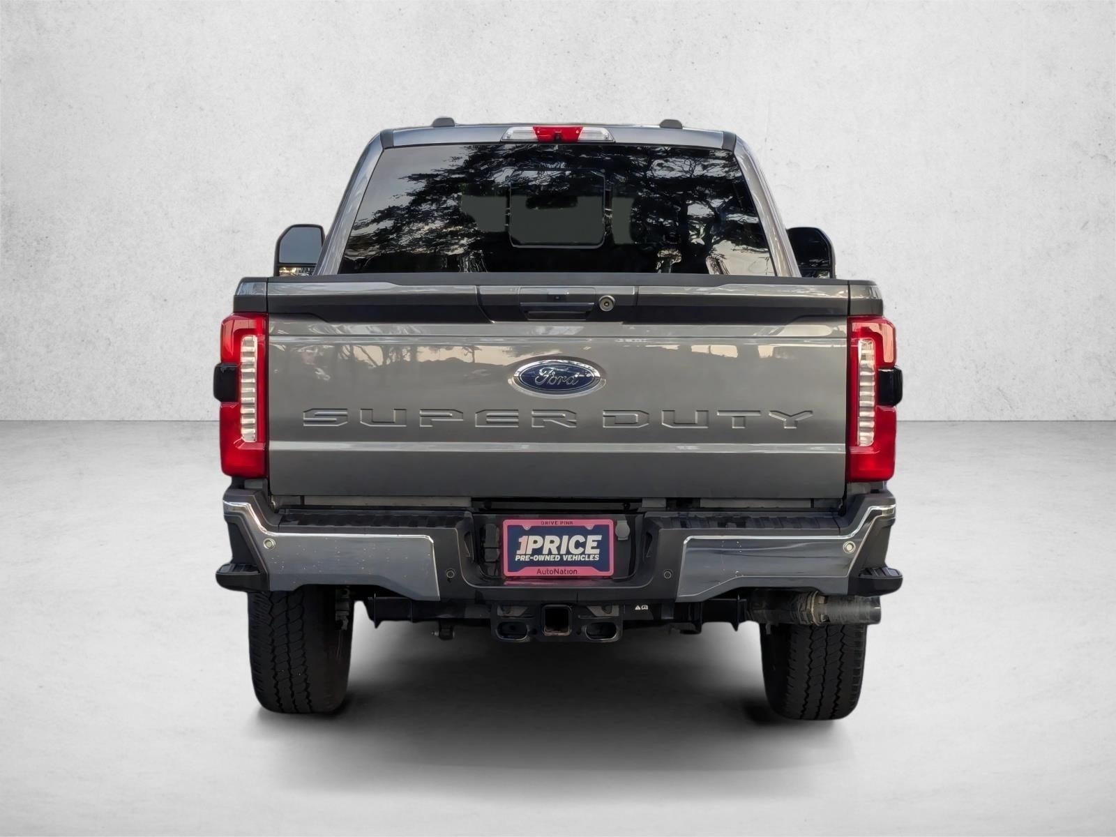 2023 Ford Super Duty F-250 SRW LARIAT 4WD Crew Cab 6.75' Box