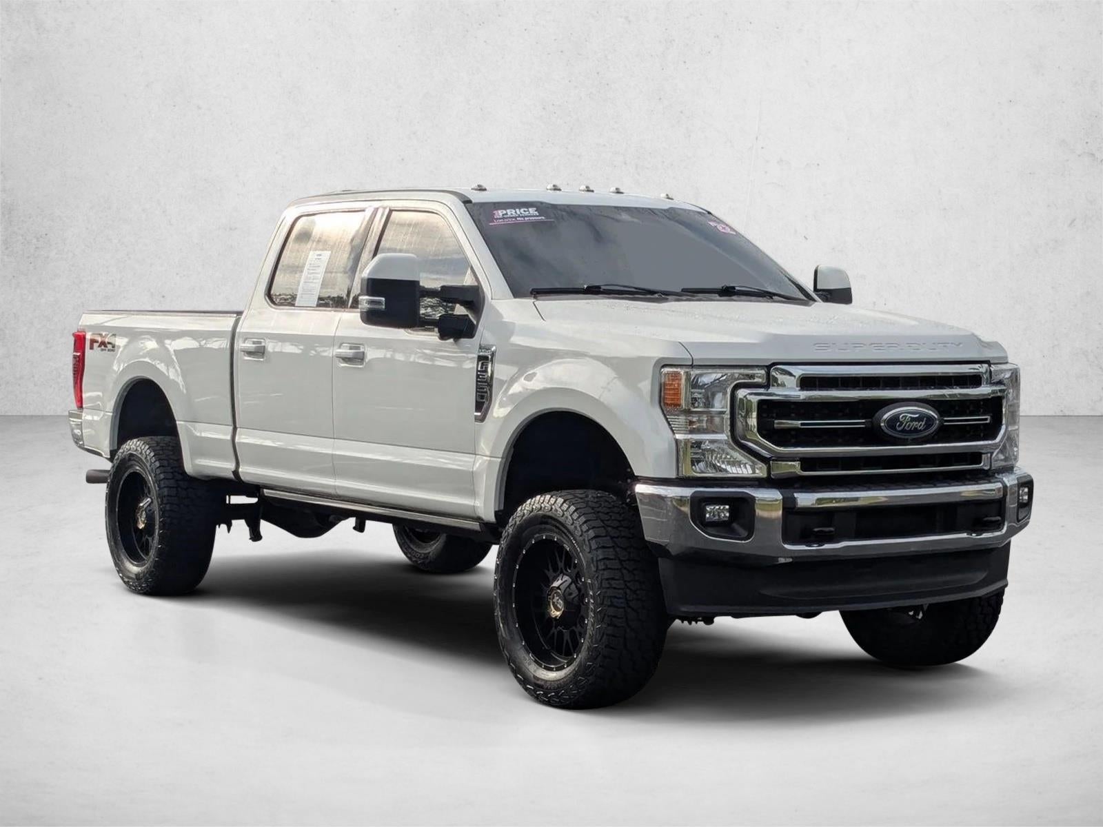 2022 Ford Super Duty F-350 SRW LARIAT 4WD Crew Cab 6.75' Box