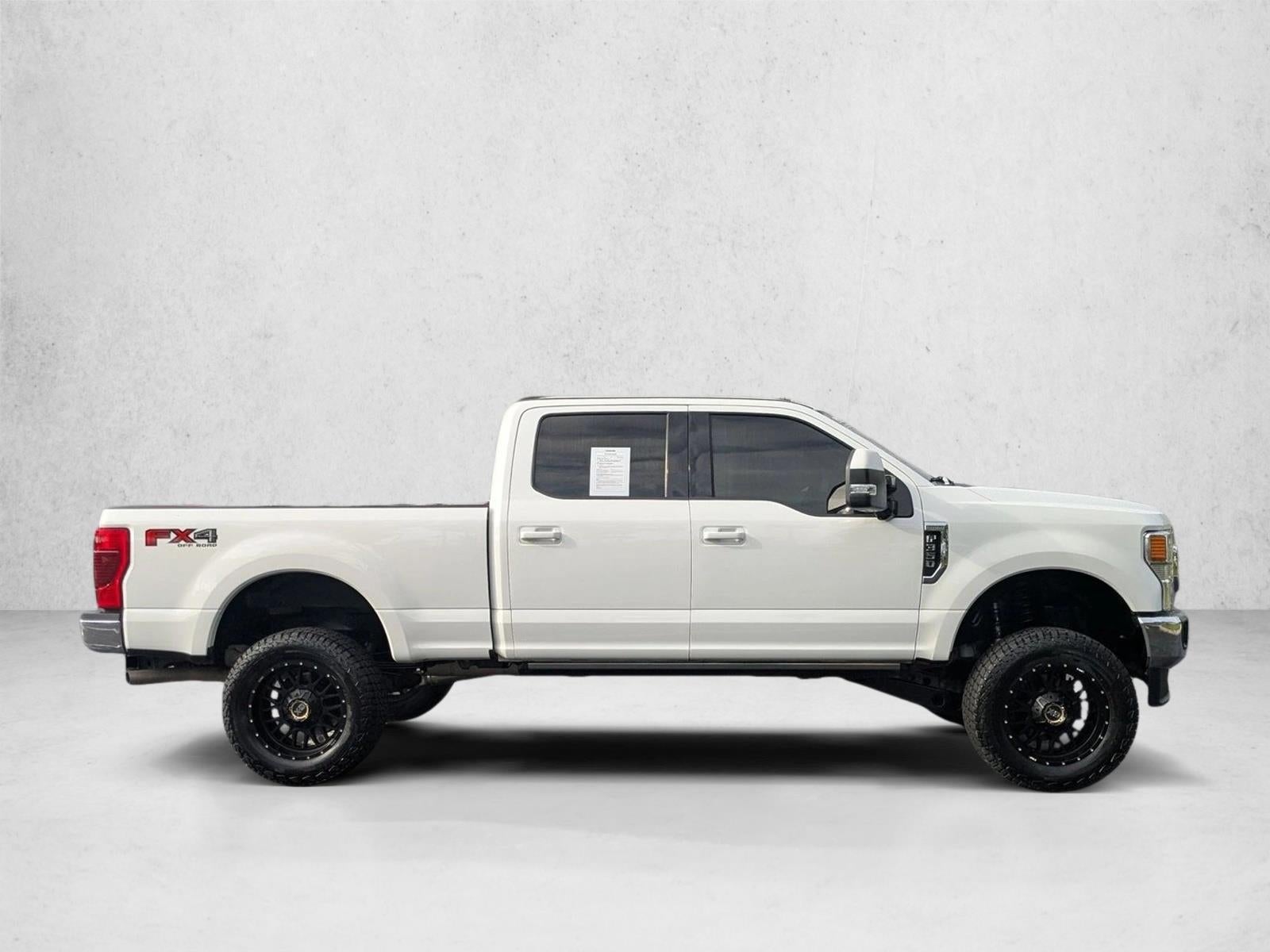 2022 Ford Super Duty F-350 SRW LARIAT 4WD Crew Cab 6.75' Box