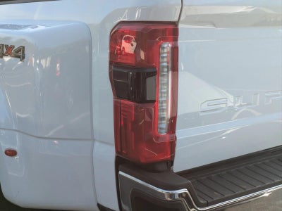 2024 Ford Super Duty F-350 DRW XLT 4WD Crew Cab 8' Box