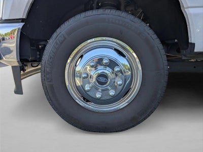 2024 Ford Super Duty F-350 DRW XLT 4WD Crew Cab 8' Box