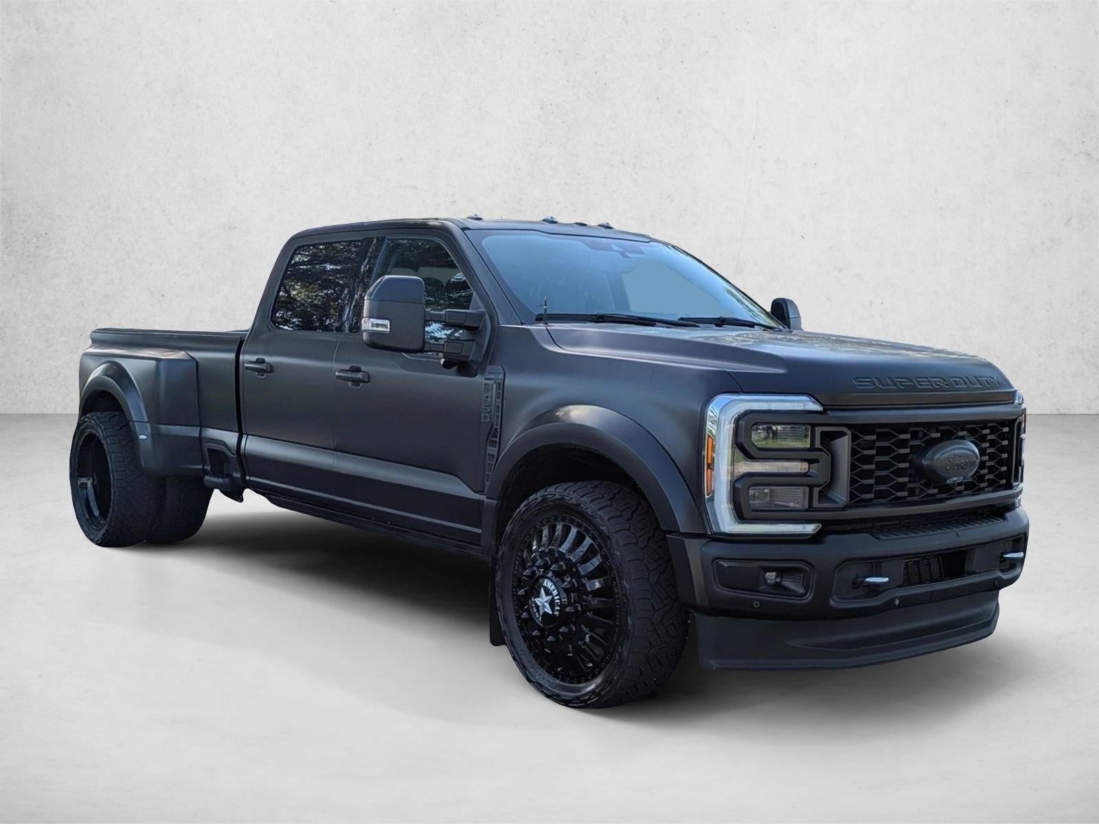 2024 Ford Super Duty F-450 DRW Limited 4WD Crew Cab 8' Box