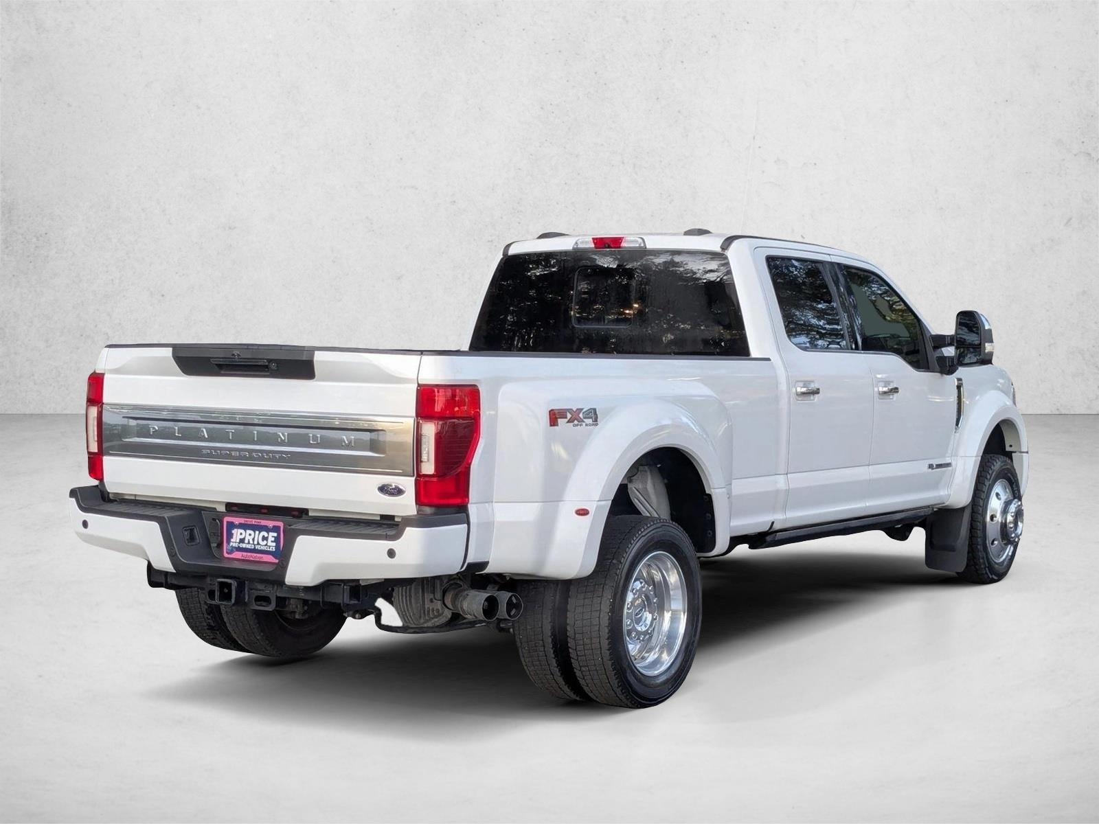 2020 Ford Super Duty F-450 DRW Platinum 4WD Crew Cab 8' Box