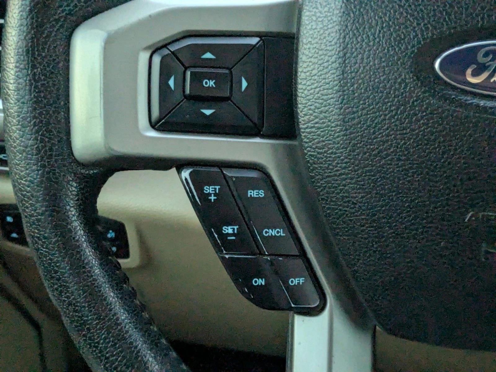 2015 Ford F-150 4WD SuperCrew 5-1/2 Ft Box Lariat