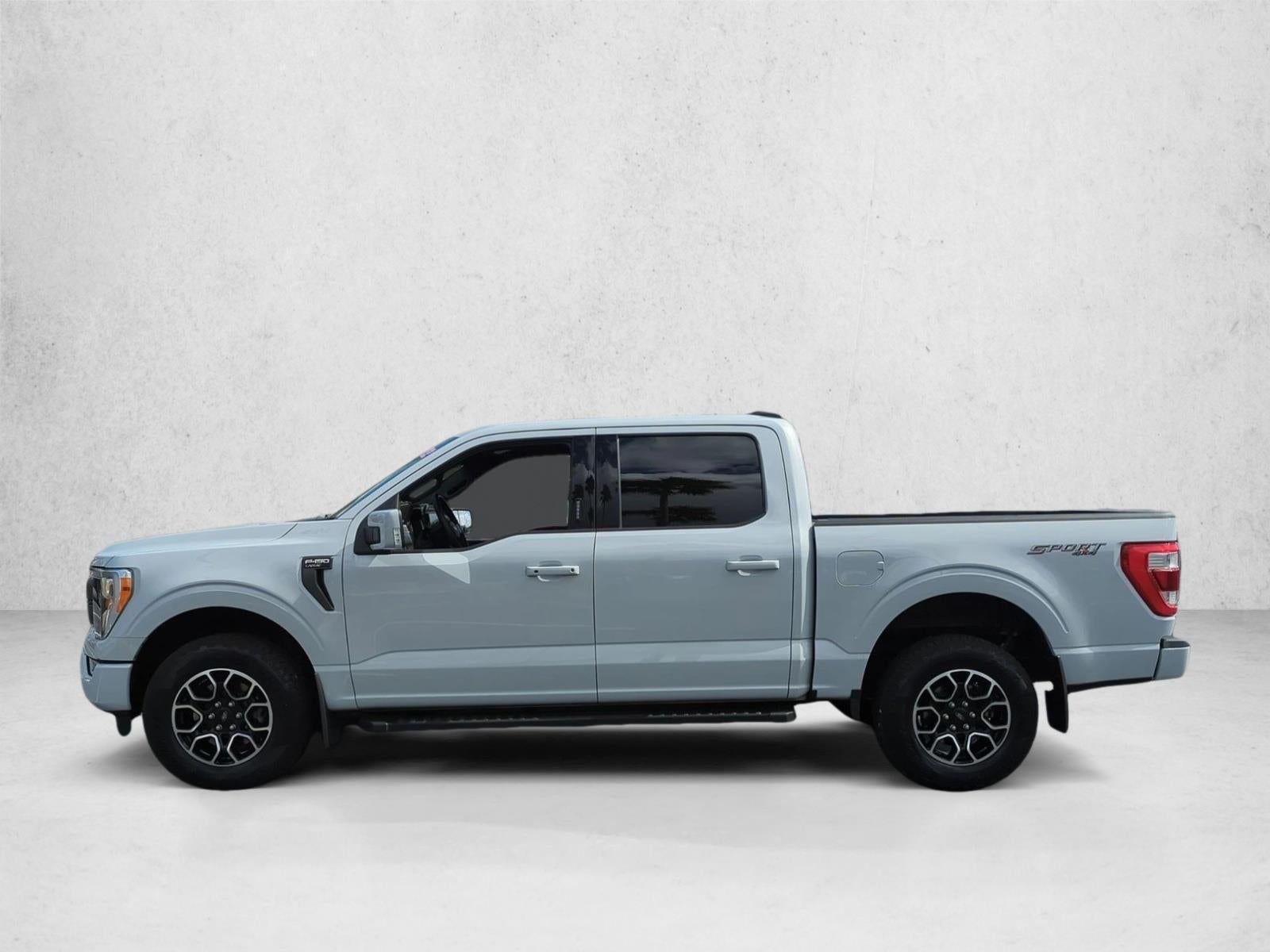 2022 Ford F-150 LARIAT 4WD SuperCrew 5.5' Box
