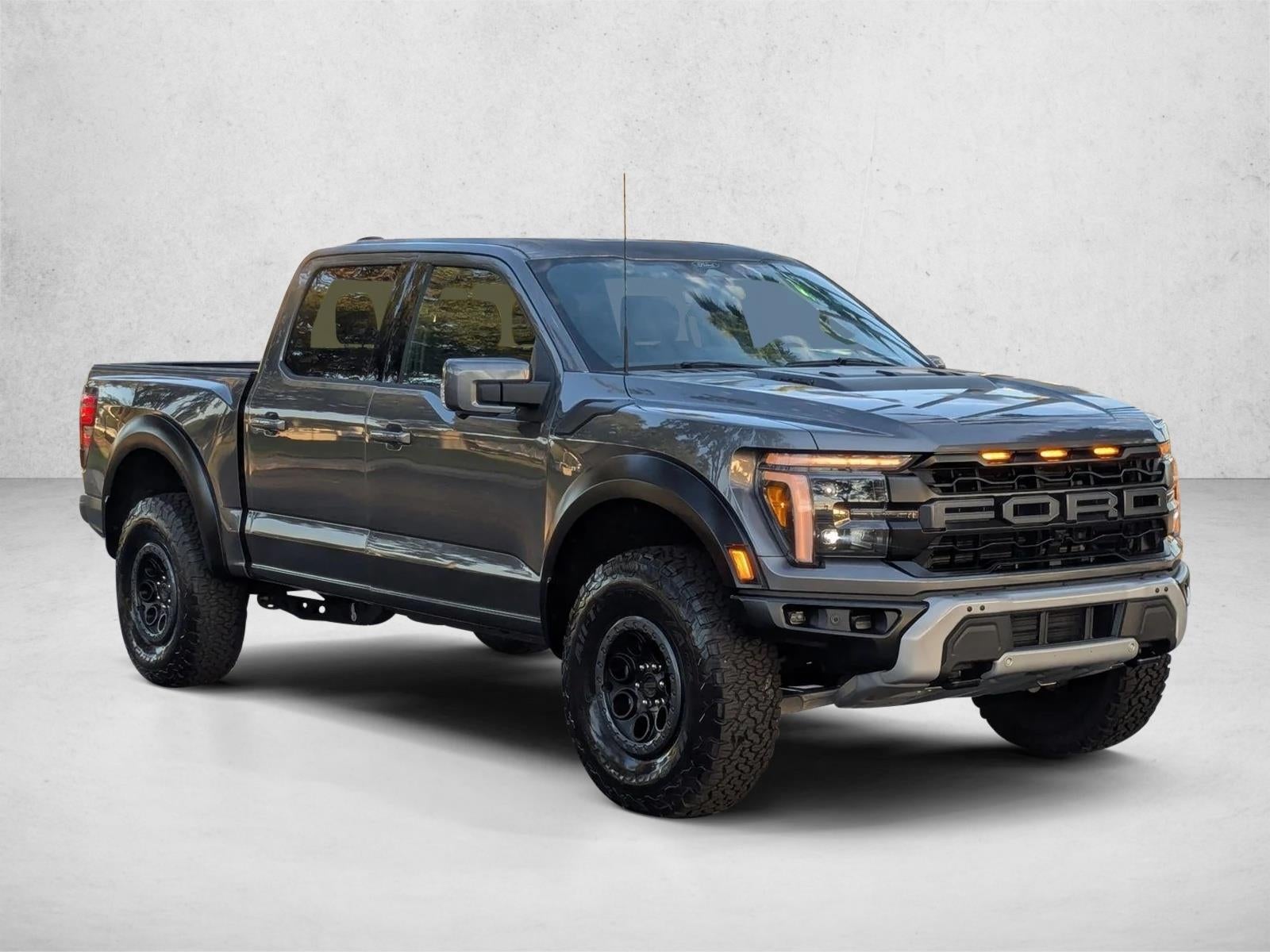 2025 Ford F-150 Raptor 4WD SuperCrew 5.5' Box