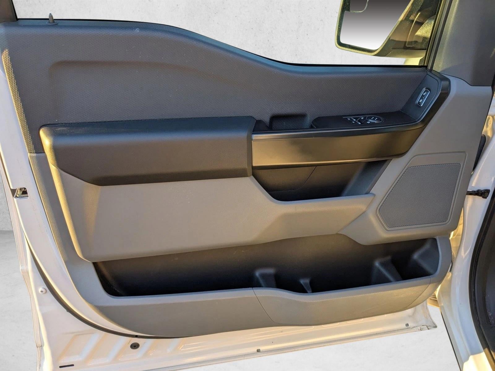 2023 Ford F-150 XL 2WD Reg Cab 6.5' Box