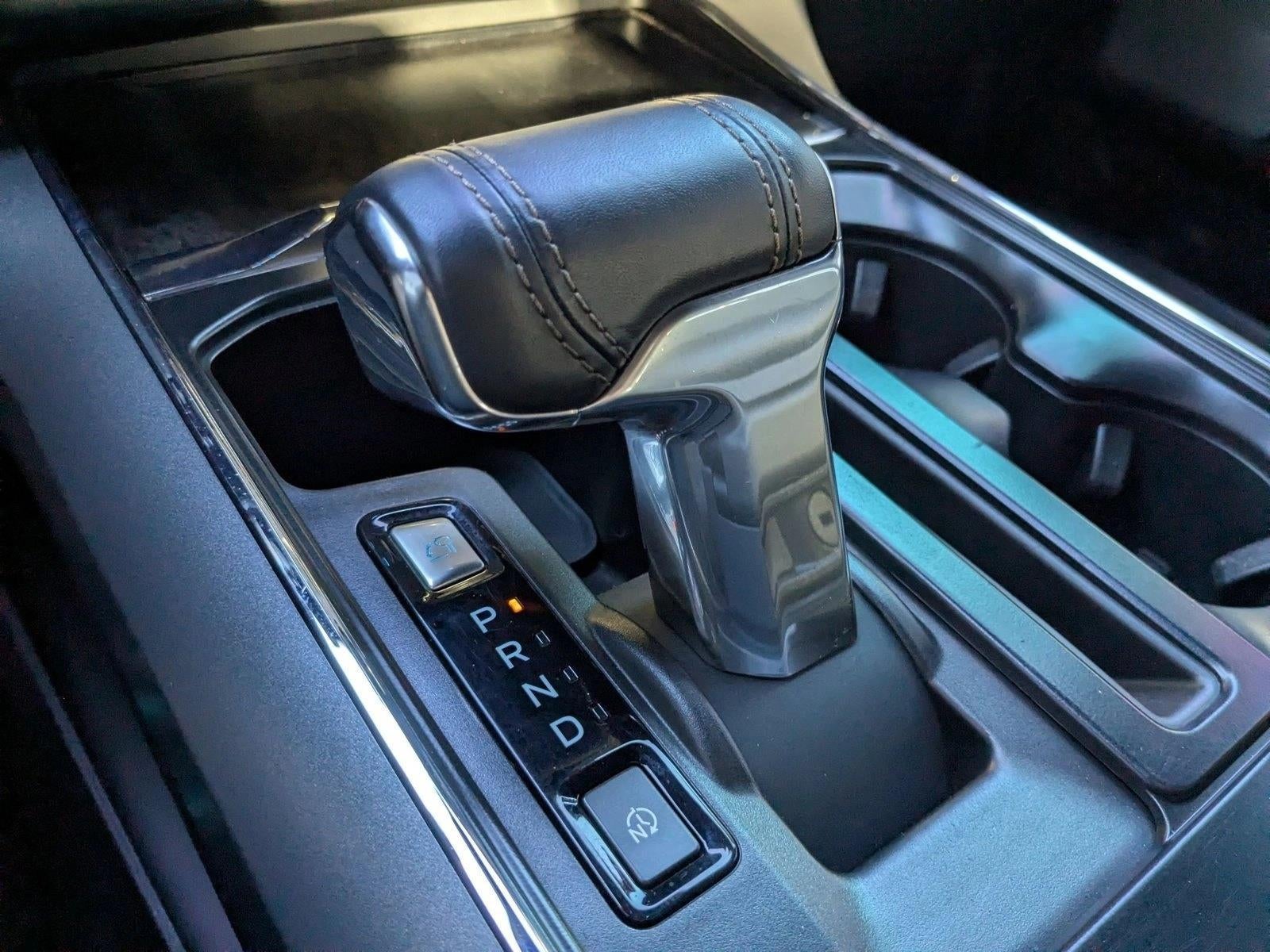 2023 Ford F-150 Lightning LARIAT 4WD SuperCrew 5.5' Box