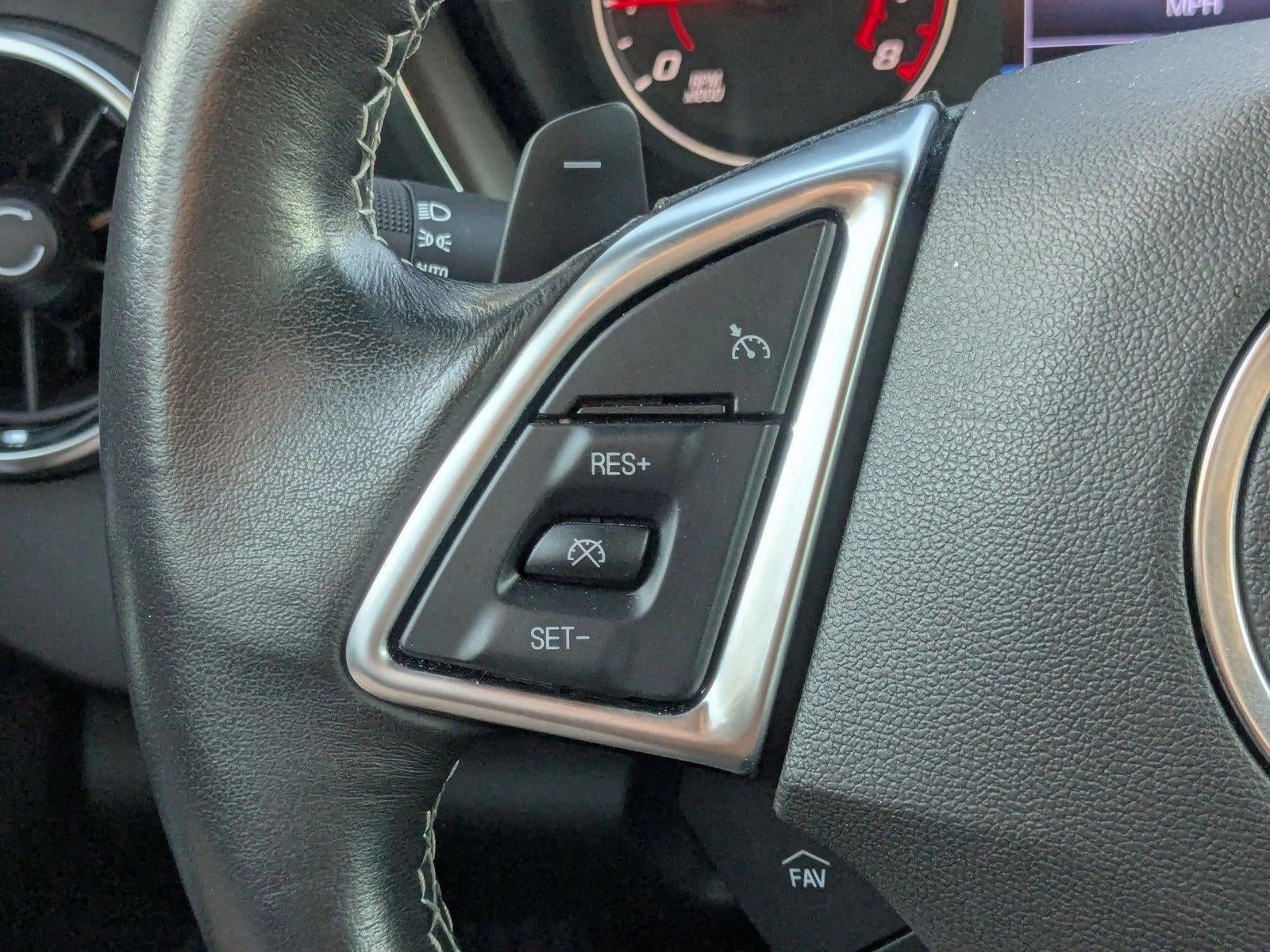 2020 Chevrolet Camaro 2dr Convertible 1LT