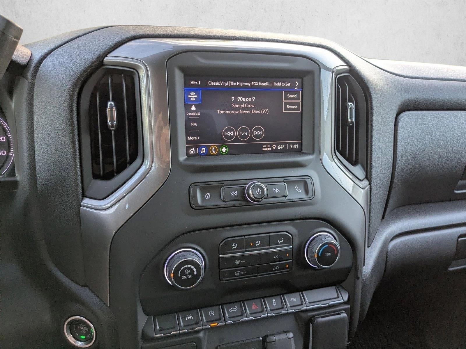 2025 Chevrolet Silverado 1500 Crew Cab Short Box 2-Wheel Drive Custom