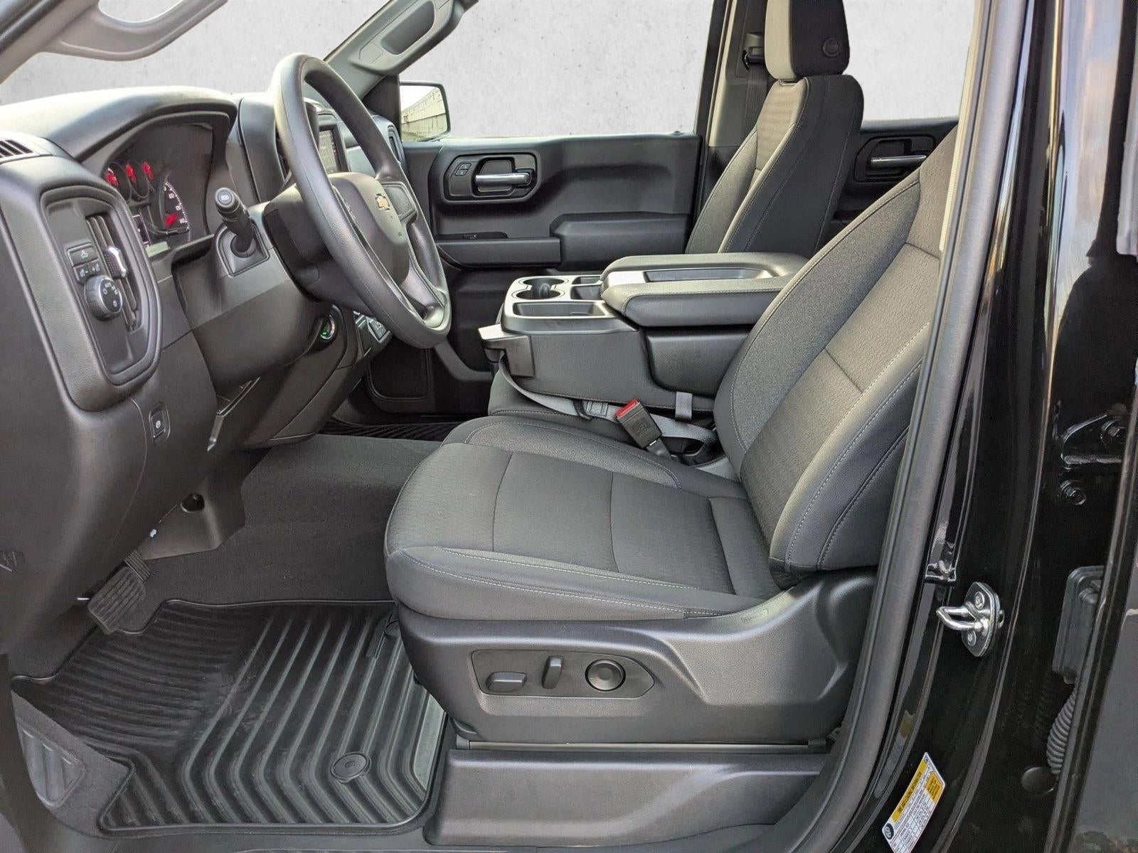 2025 Chevrolet Silverado 1500 Crew Cab Short Box 2-Wheel Drive Custom