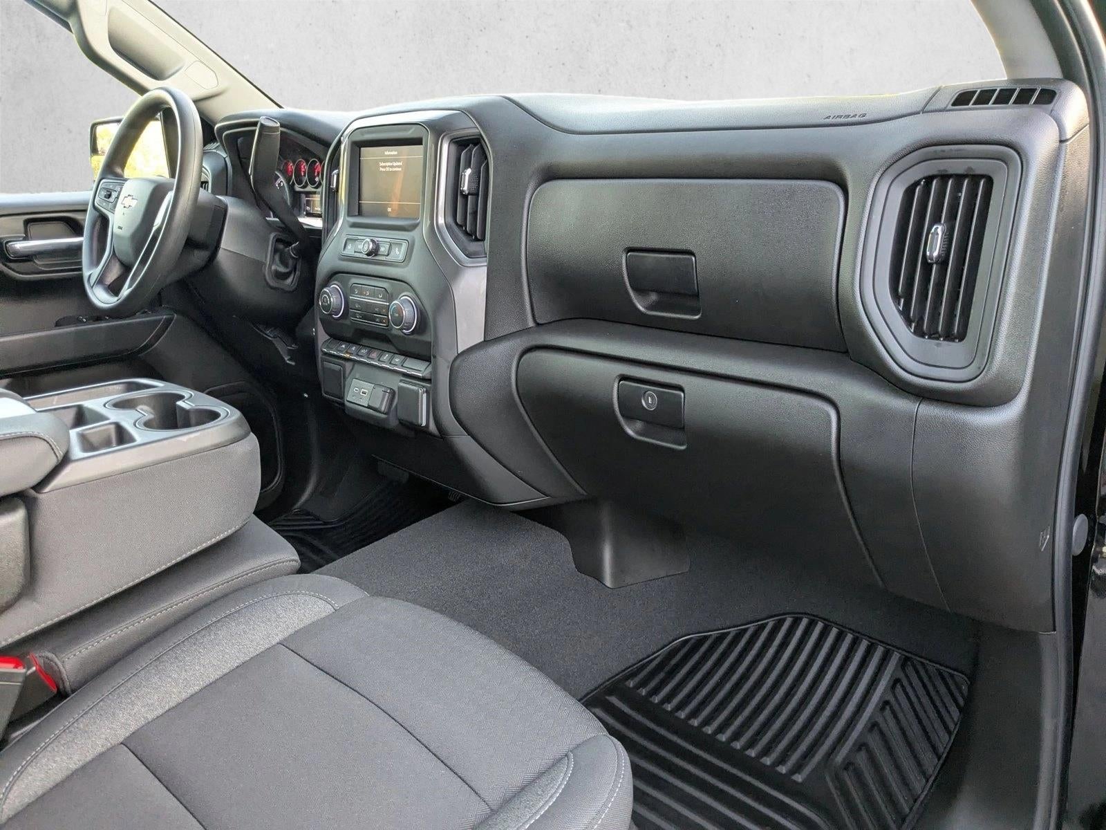 2025 Chevrolet Silverado 1500 Crew Cab Short Box 2-Wheel Drive Custom