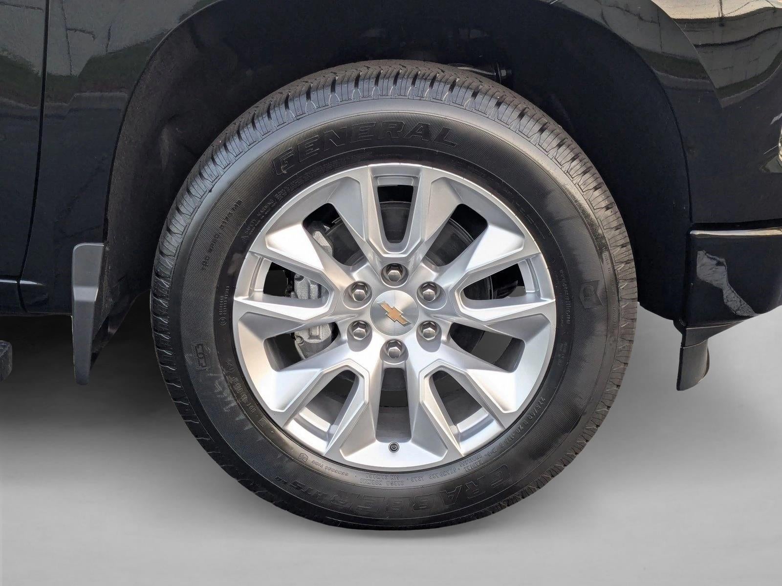 2025 Chevrolet Silverado 1500 Crew Cab Short Box 2-Wheel Drive Custom