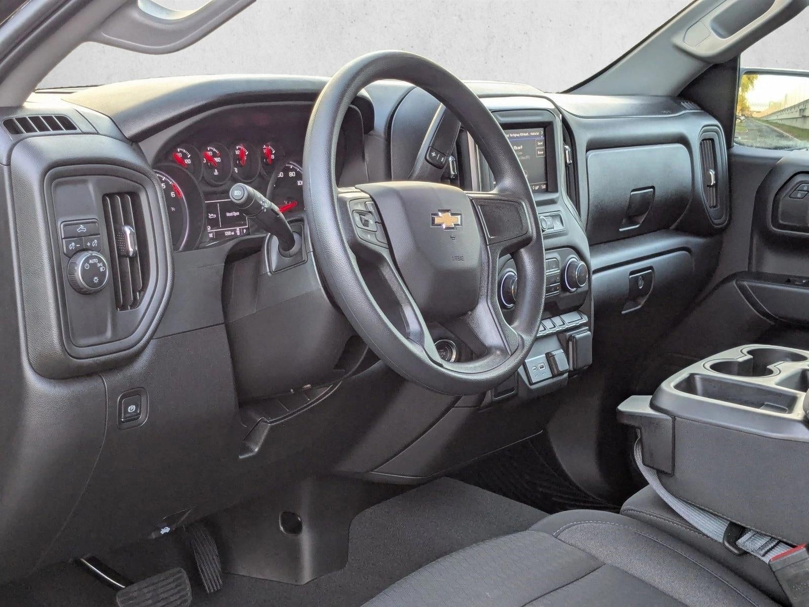 2025 Chevrolet Silverado 1500 Crew Cab Short Box 2-Wheel Drive Custom