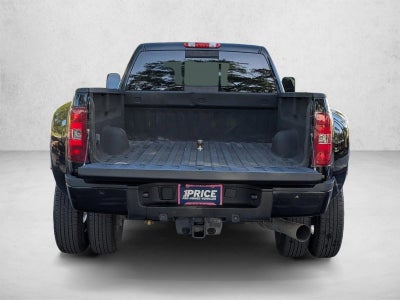 2013 GMC Sierra 3500HD Crew Cab Long Box 4-Wheel Drive Denali