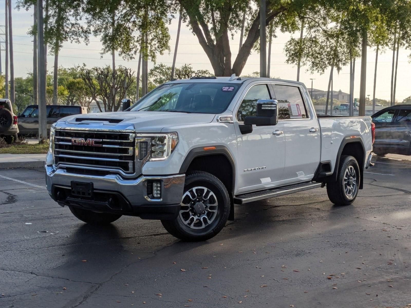 2022 GMC Sierra 2500 HD Crew Cab Standard Box 4-Wheel Drive SLT
