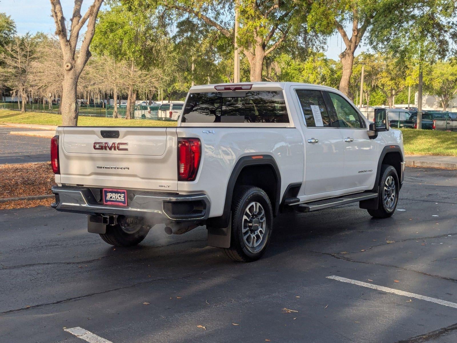 2022 GMC Sierra 2500 HD Crew Cab Standard Box 4-Wheel Drive SLT