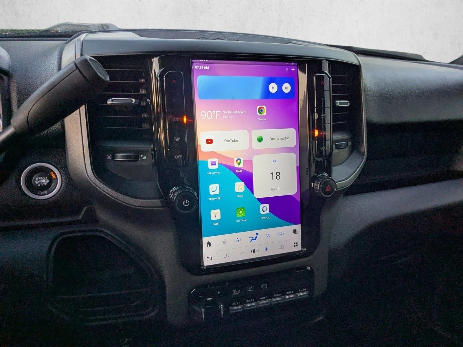 2022 RAM 3500 Tradesman 4x4 Crew Cab 8' Box