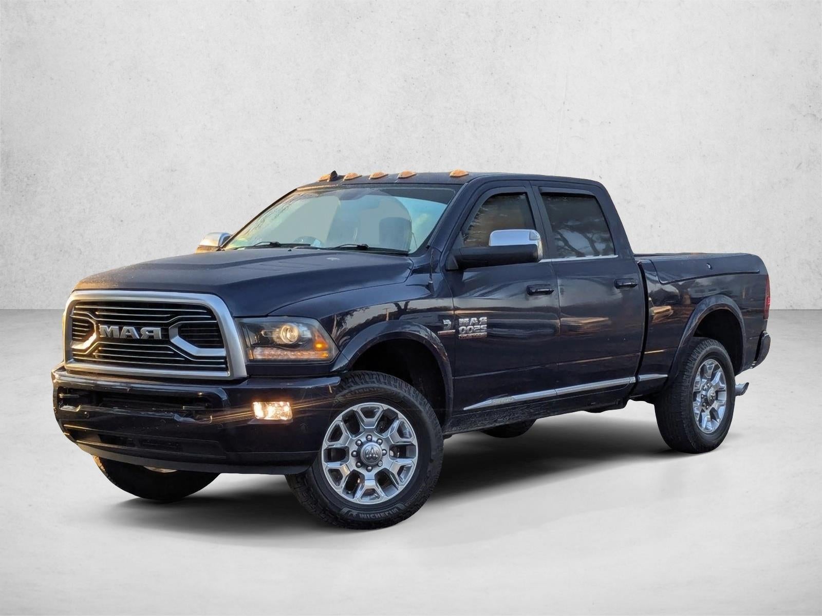 2018 RAM 2500 Limited 4x4 Crew Cab 6'4" Box