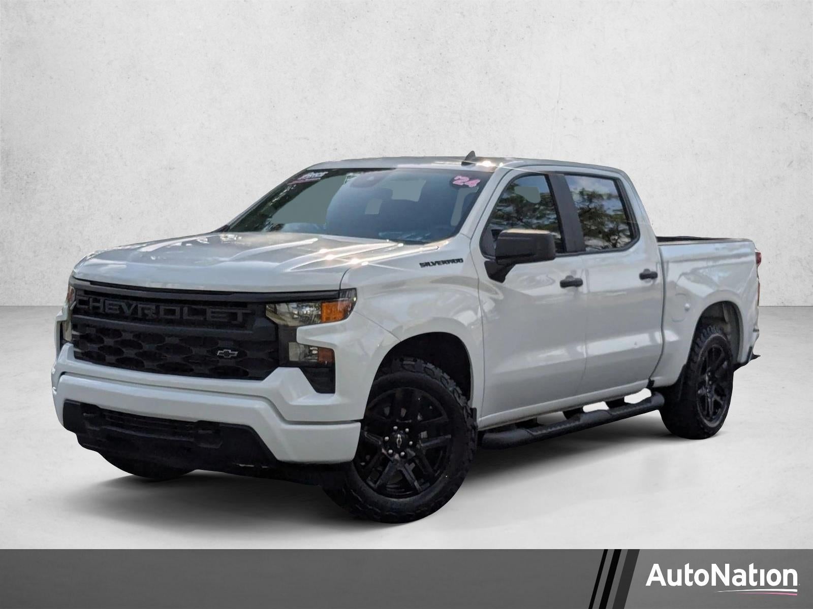 2024 Chevrolet Silverado 1500 Crew Cab Short Box 4-Wheel Drive Custom