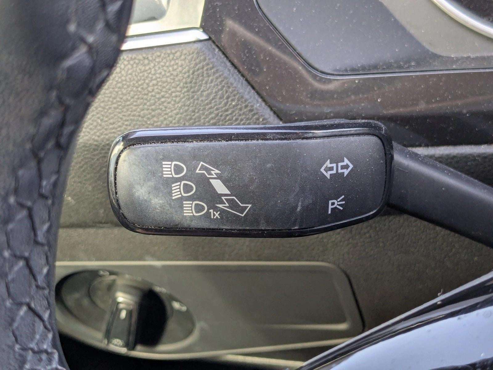 2020 Volkswagen Tiguan 2.0T SE FWD