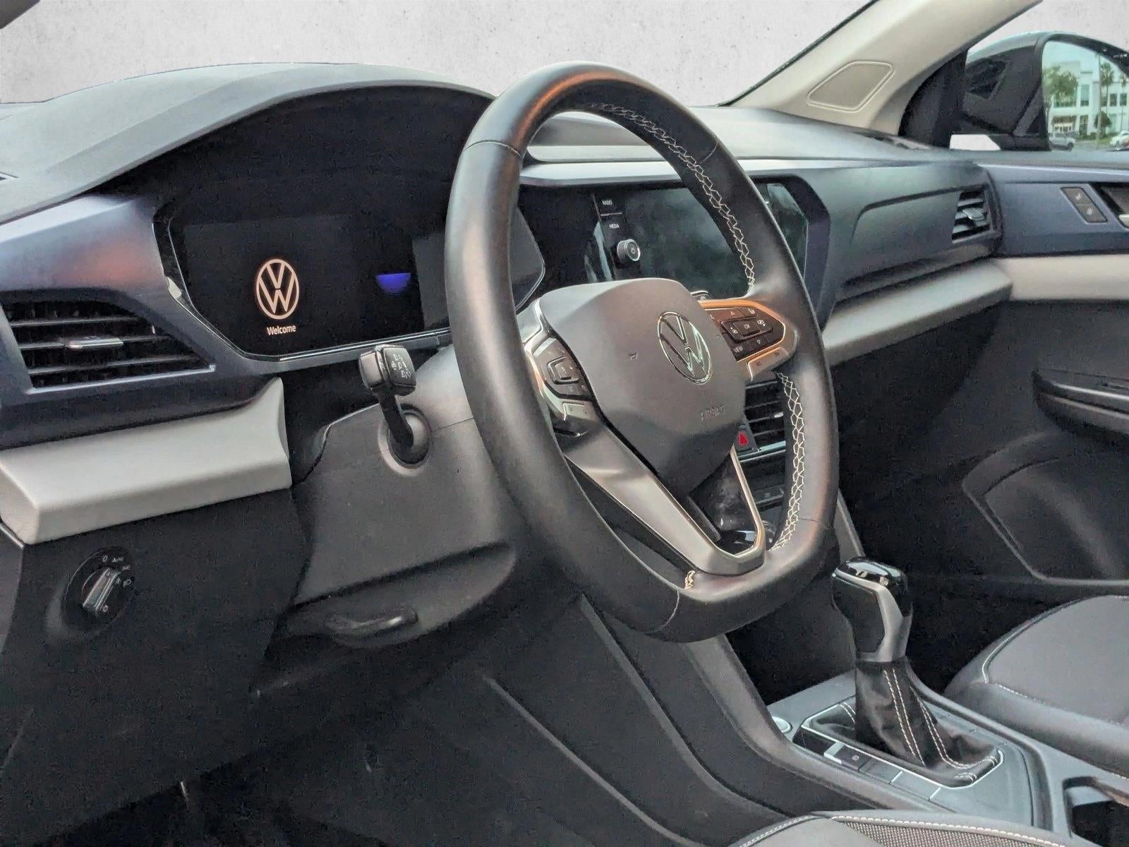 2022 Volkswagen Taos SE FWD