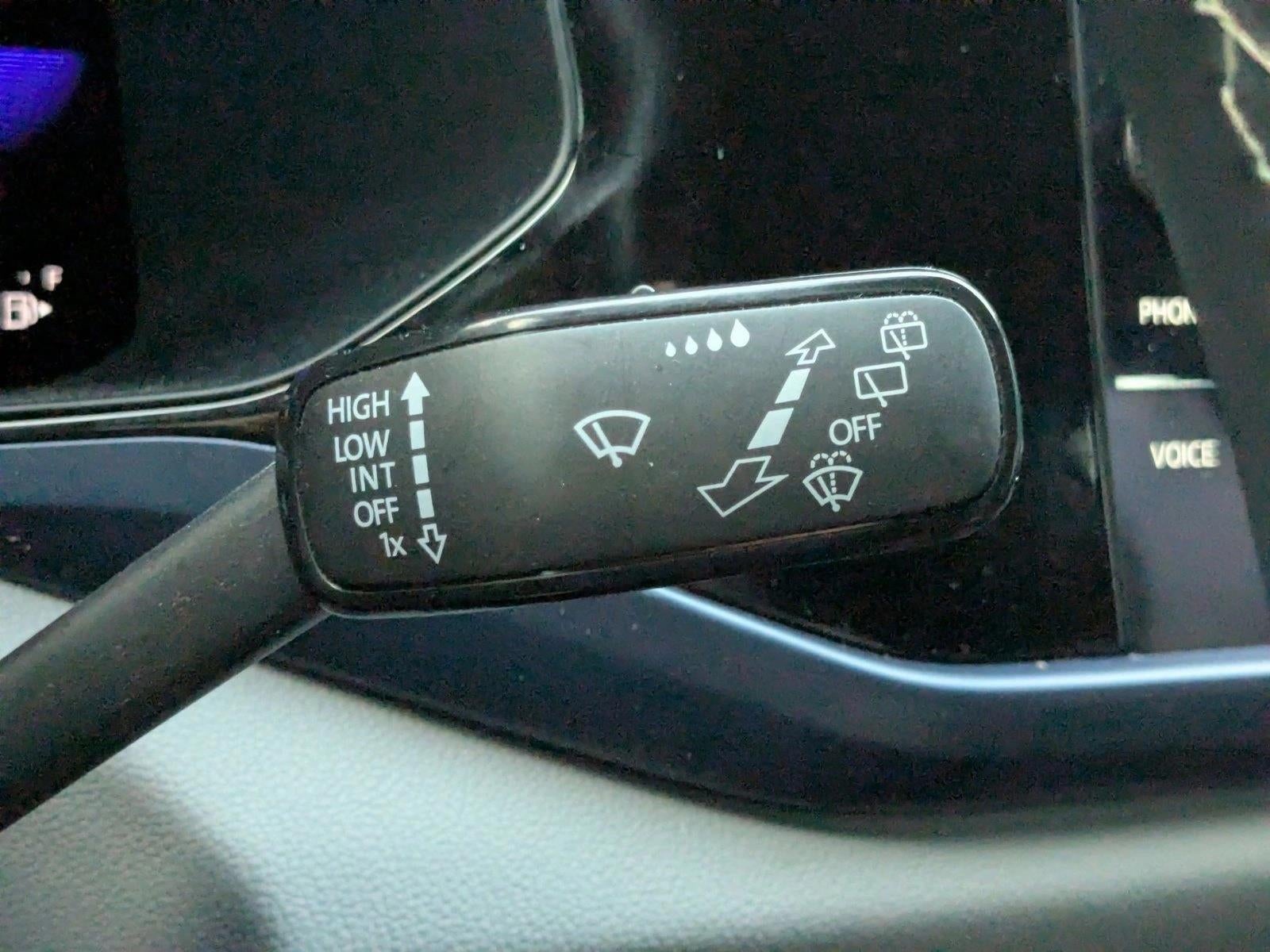 2022 Volkswagen Taos SE FWD