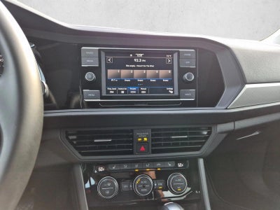 2021 Volkswagen Jetta SE Auto