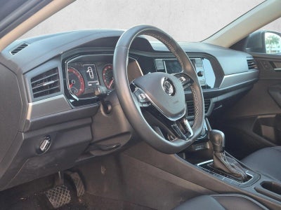 2021 Volkswagen Jetta SE Auto