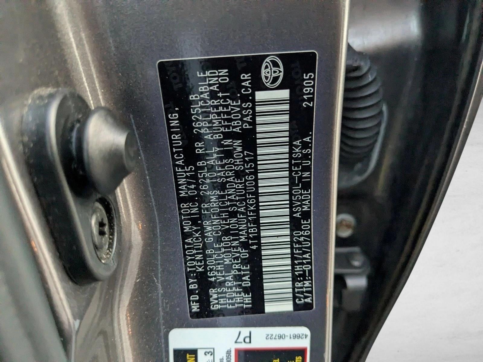 2015 Toyota Camry 4dr Sdn I4 Auto SE (SE)