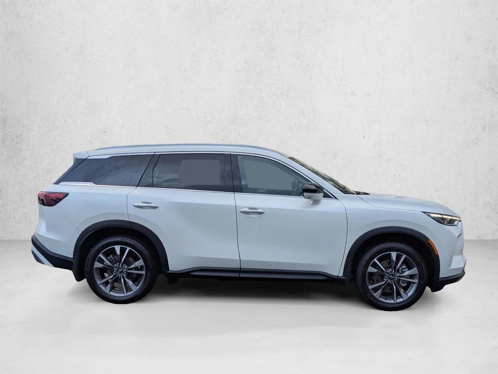 2022 INFINITI QX60 LUXE FWD