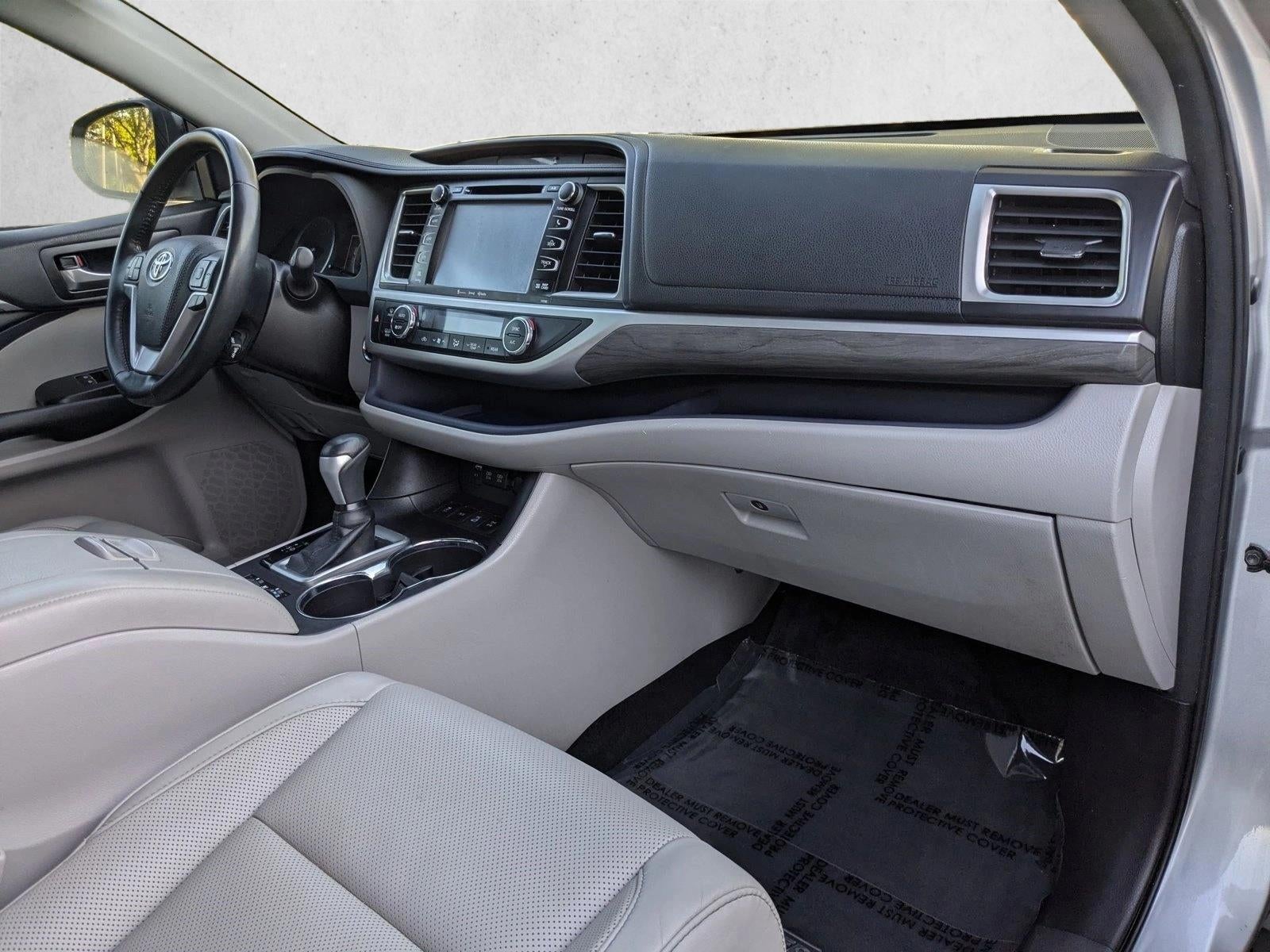2018 Toyota Highlander Limited Platinum V6 AWD (Natl)