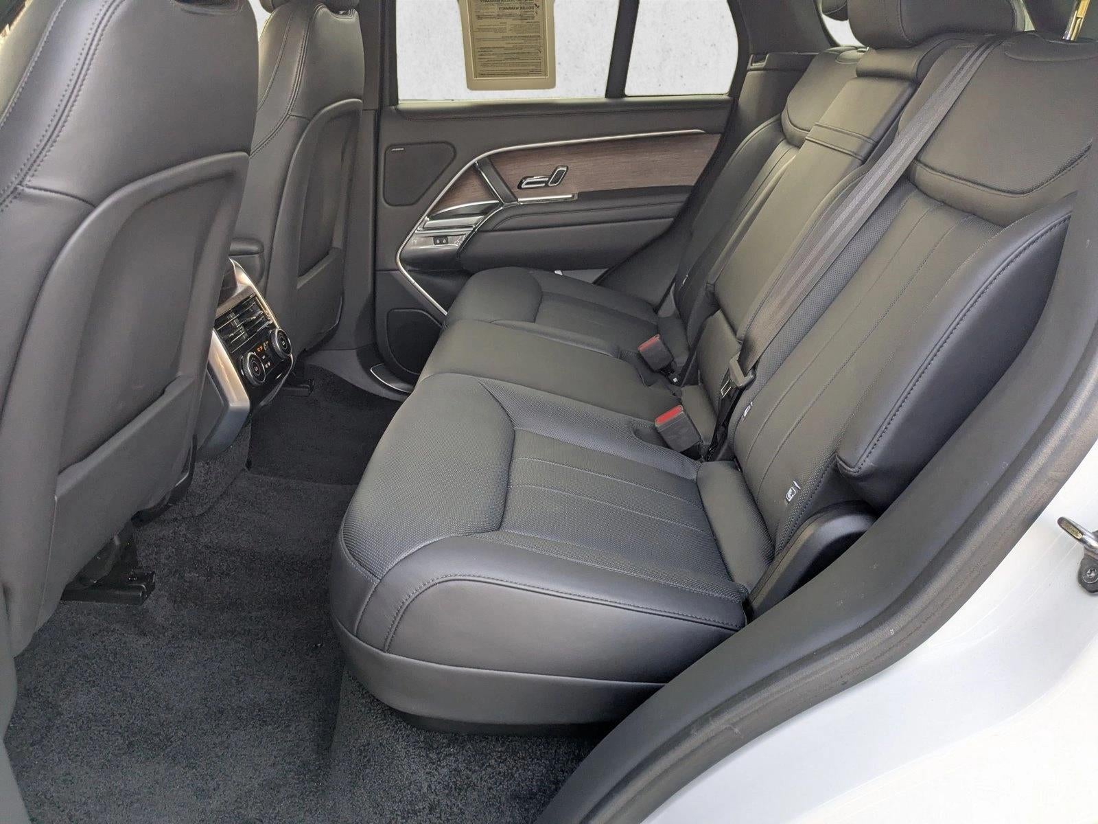 2023 Land Rover Range Rover P400 SE SWB