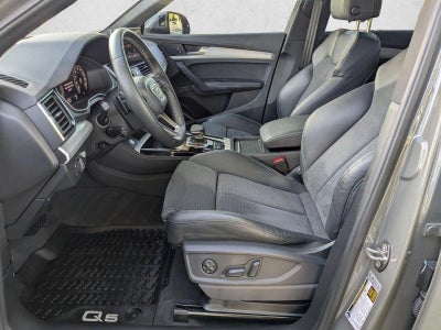 2023 Audi Q5 S line Prestige 55 TFSI e quattro