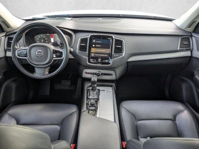 2021 Volvo XC90 T5 AWD Momentum 7P