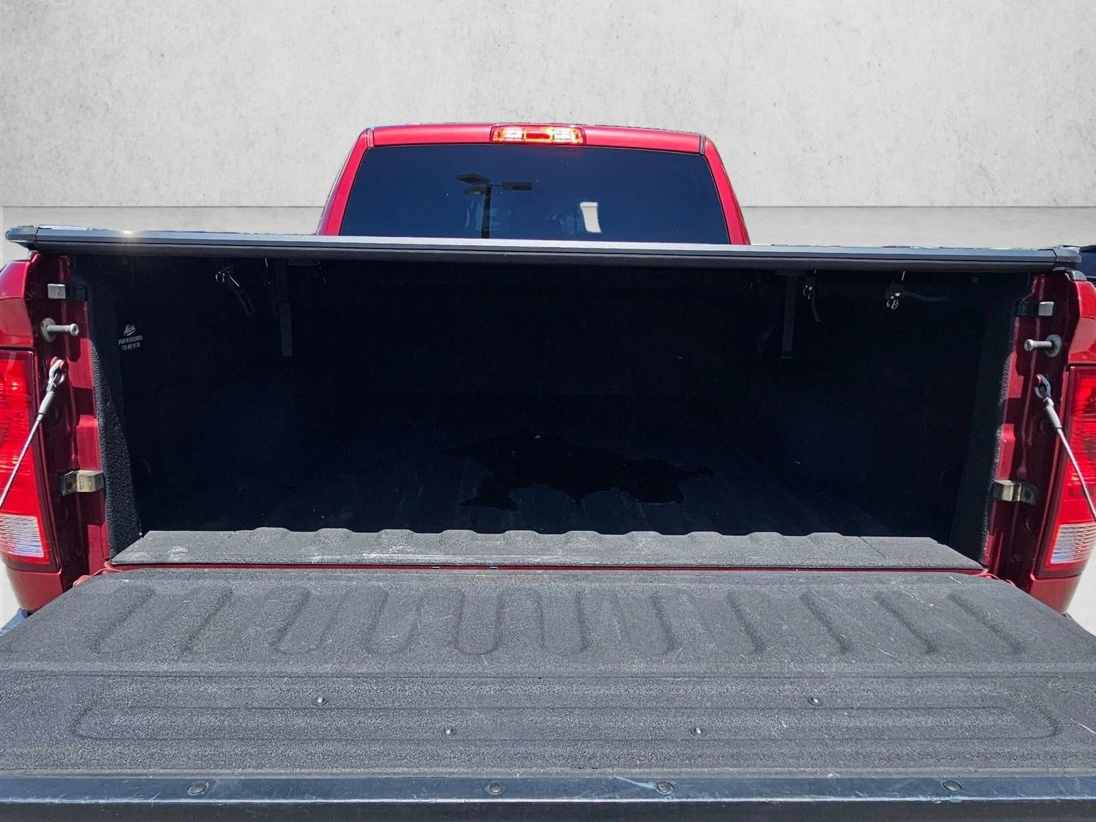 2014 RAM 1500 2WD Crew Cab 5.7 Ft Box Express